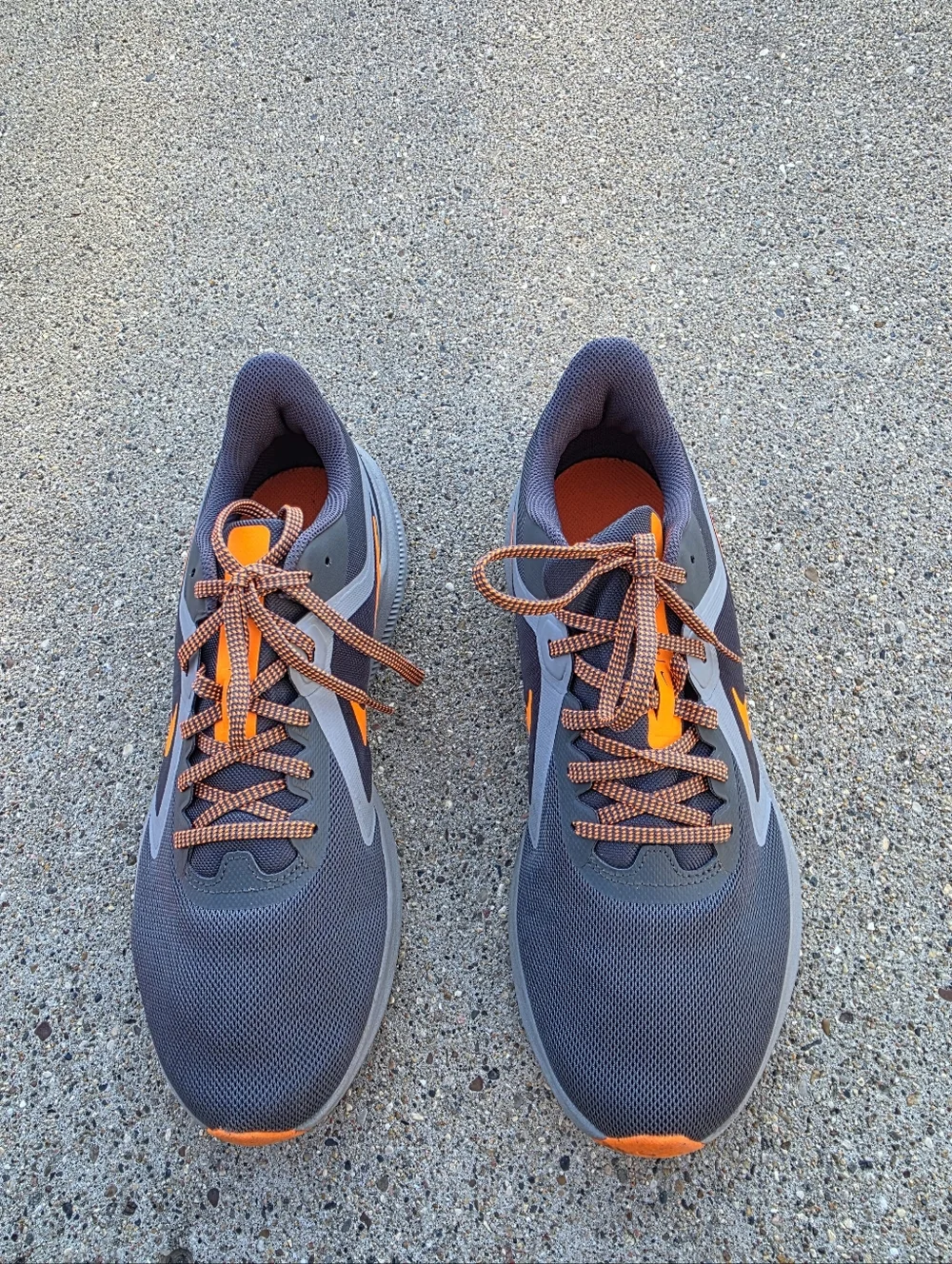Nike Downshifter Sneaker Men Size 9.5